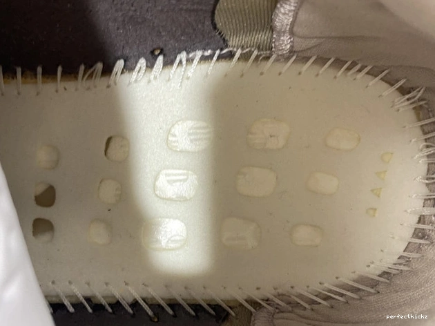 Boost Mono Adidas V2 350 Mist GW2871 Yeezy 0811